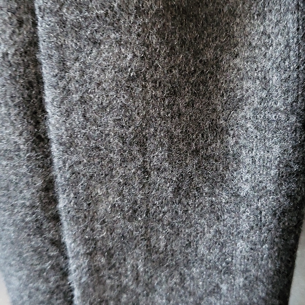 Lucky Brand dark gray solid brushed scarf with fringe NWT - Picture 4 of 6